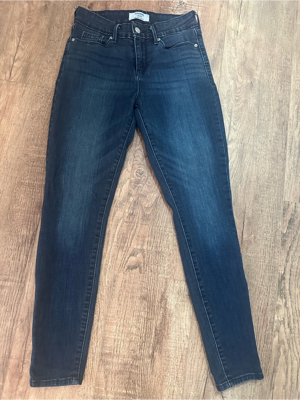 Denizen Levi’s Mid Rise Skinny Dark Blue Women's Jeans